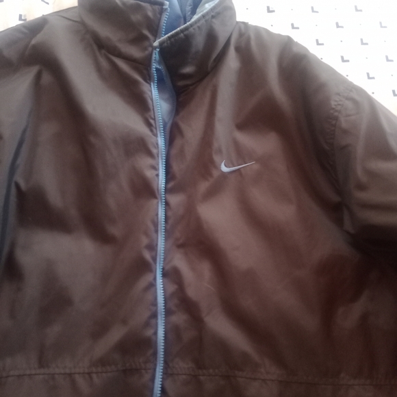 Nike Reversible Sportswear Club Hooded Puffer Jacket/Coat ( XL-2XL - Picture 14 of 15